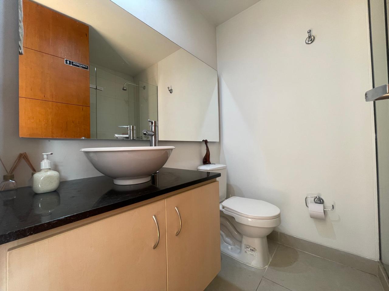Apartamento en venta en El Poblado, Envigado · foto 17 de 23