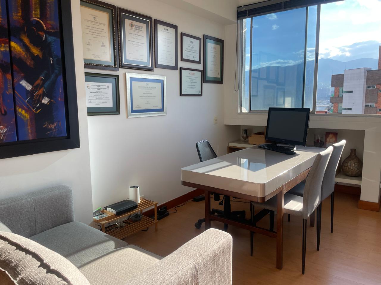 Apartamento en venta en El Poblado, Envigado · foto 19 de 23