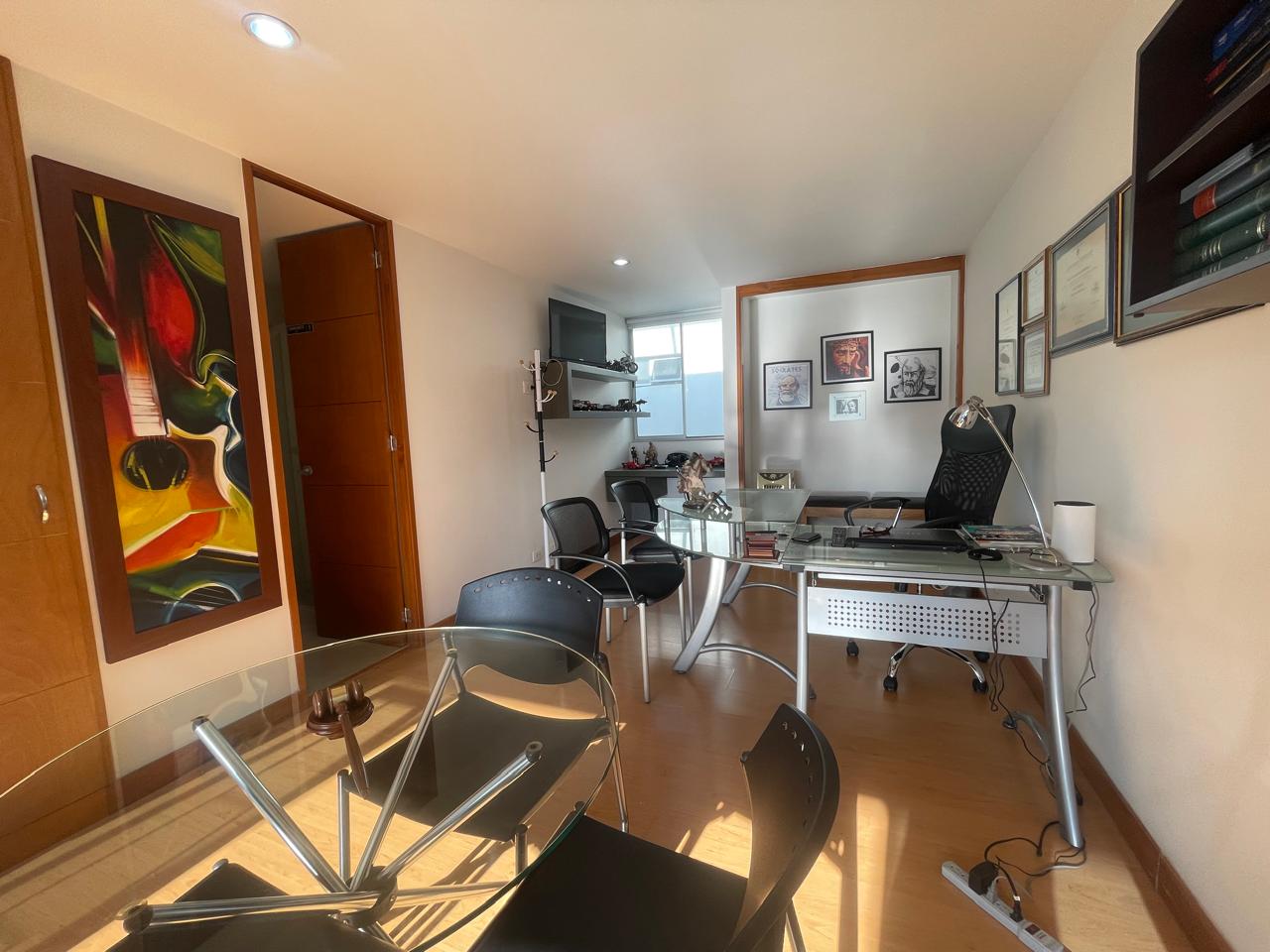 Apartamento en venta en El Poblado, Envigado · foto 21 de 23