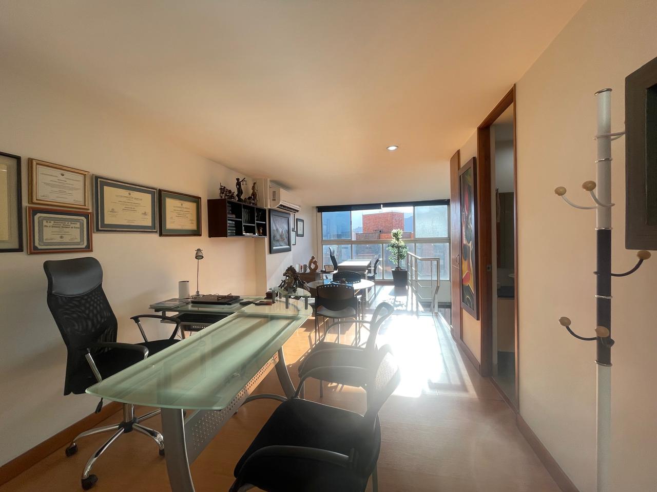 Apartamento en venta en El Poblado, Envigado · foto 22 de 23