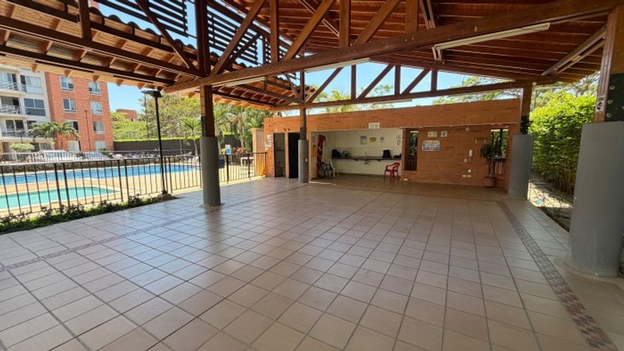 Apartamento de 3 alcobas en venta en Valle Del Lili, Cali · foto 17 de 19