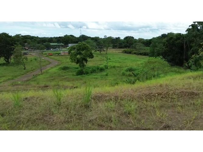 Lote en venta en Obrero, Apartado, 1555 m² · foto 2 de 9