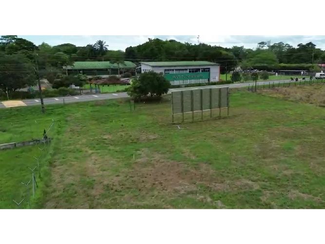 Lote en venta en Obrero, Apartado, 1555 m² · foto 3 de 9