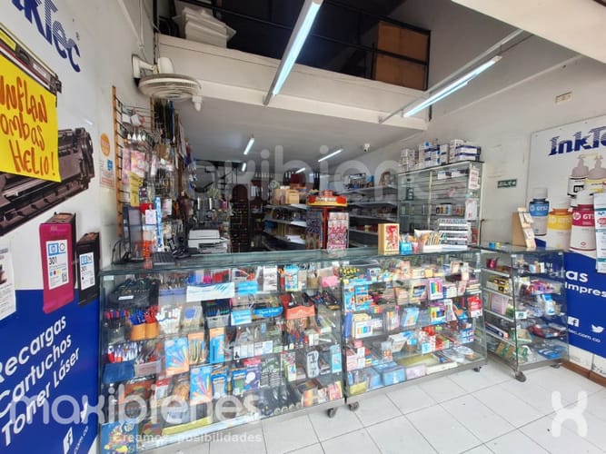 Local en venta en Suramérica, Itagüí, 32 m² · foto 2 de 7