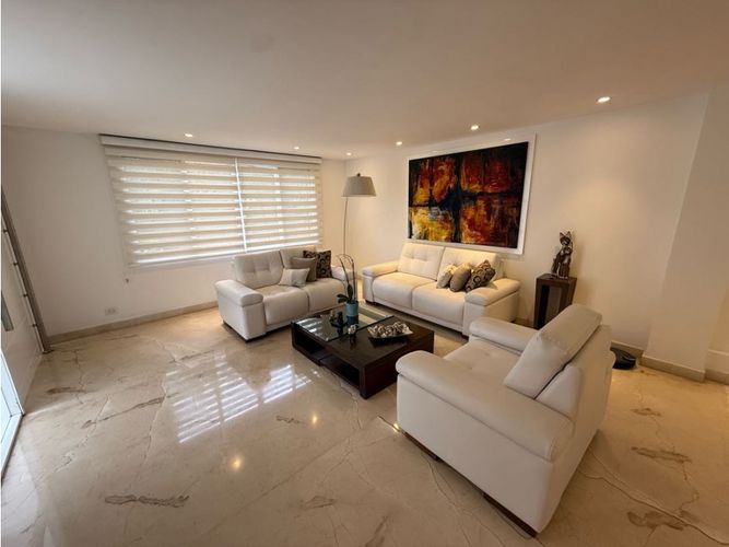 Casa de 5 alcobas en venta en Pance, Cali, 429 m² · foto 5 de 24