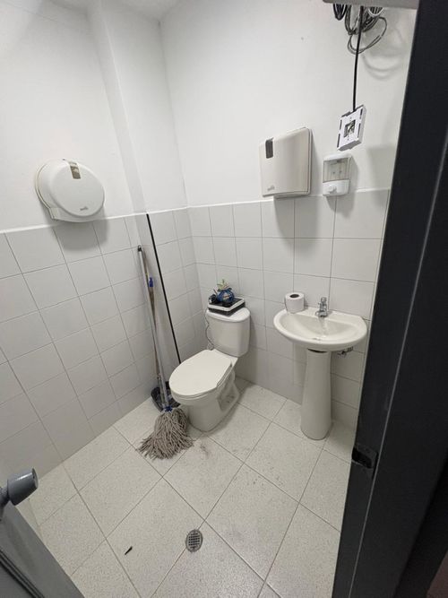 Local en arriendo en Belén Rosales, Medellín, 65 m² · foto 11 de 11