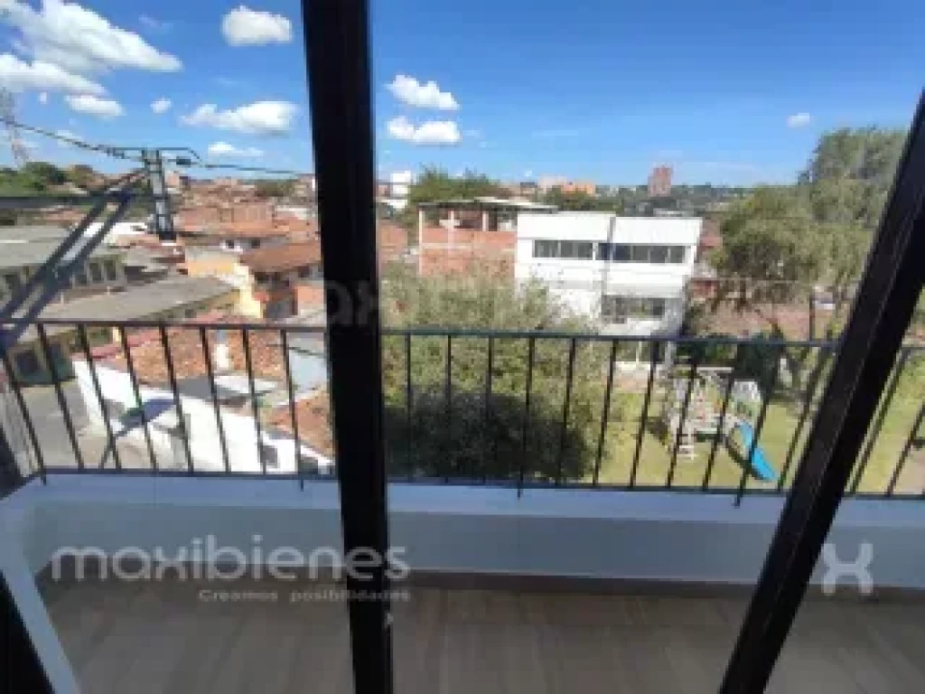 Apartamento en arriendo en Centro, Rionegro · foto 3 de 11