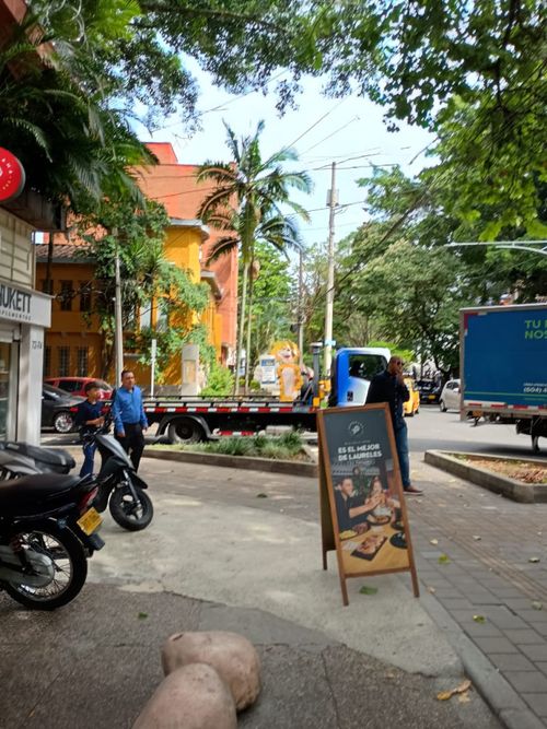 Local en arriendo en Laureles, Medellín, 12 m² · foto 10 de 10