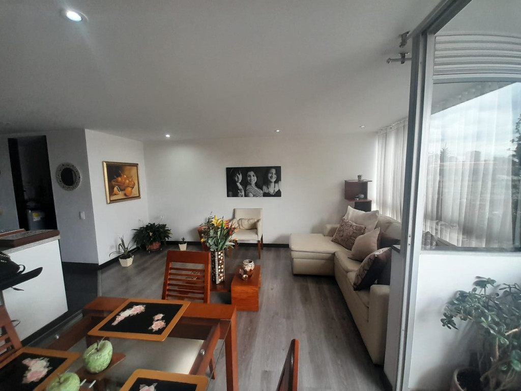 Apartamento en venta en La Castellana, Bogotá · foto 5 de 16