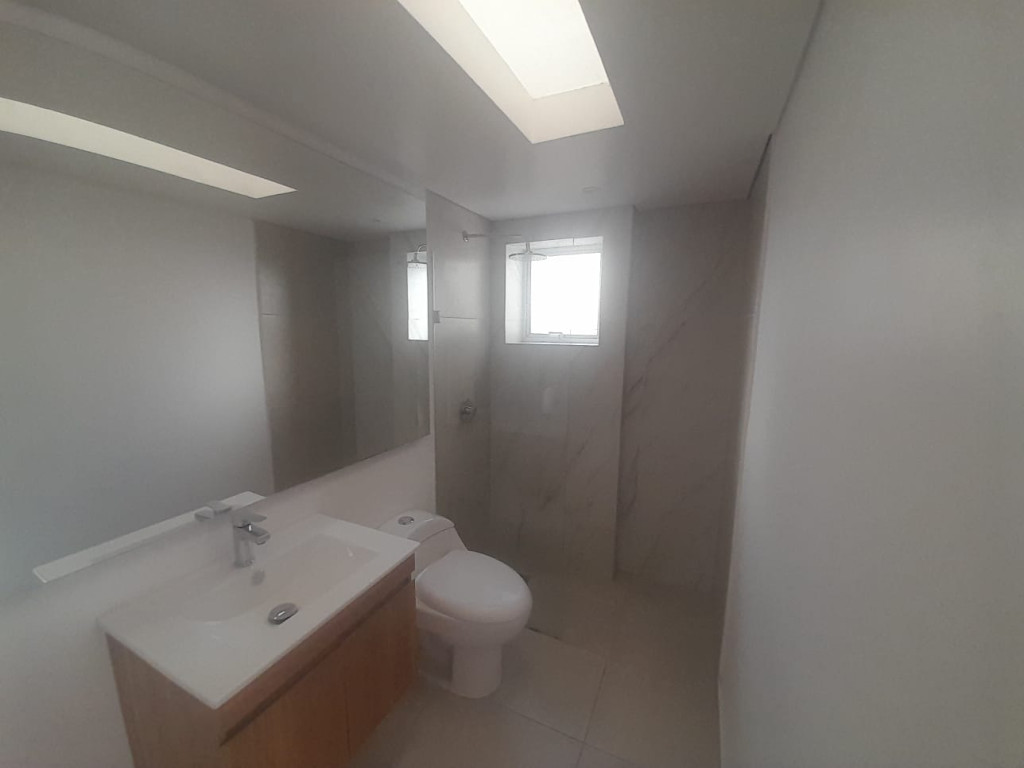 Apartamento en venta en Cedro Golf, Bogotá · foto 5 de 24