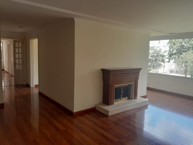 Apartamento de 3 alcobas en venta en Santa Barbara, Bogotá, 172 m² · foto 8 de 24