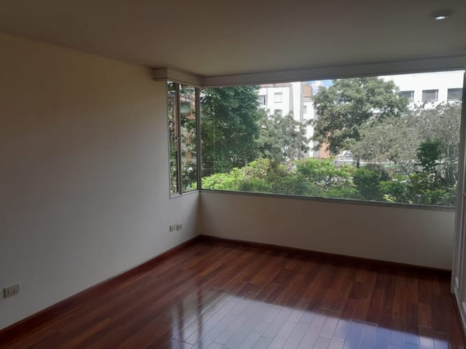 Apartamento de 3 alcobas en venta en Santa Barbara, Bogotá, 172 m² · foto 12 de 24