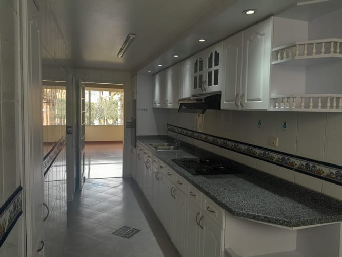 Apartamento de 3 alcobas en venta en Santa Barbara, Bogotá, 172 m² · foto 20 de 24