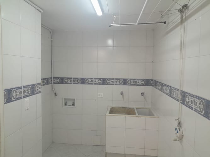 Apartamento de 3 alcobas en venta en Santa Barbara, Bogotá, 172 m² · foto 21 de 24