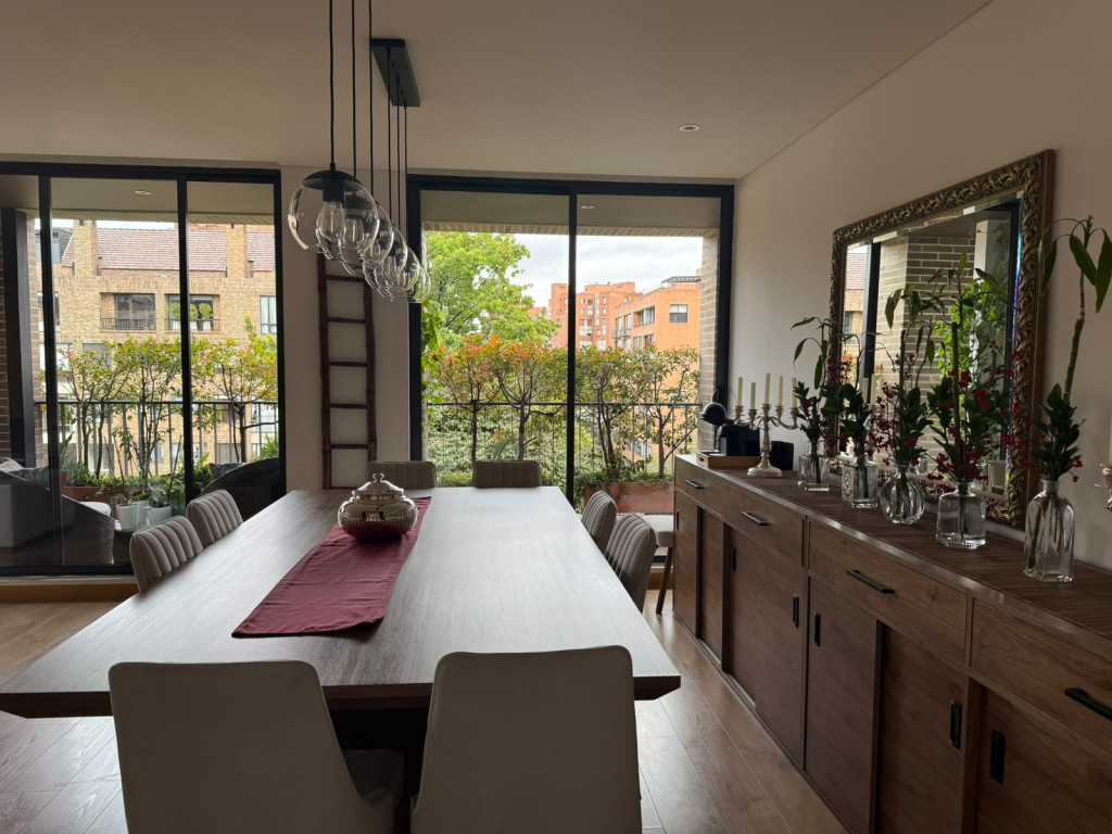 Apartamento en venta en La Carolina, Bogotá · foto 4 de 24