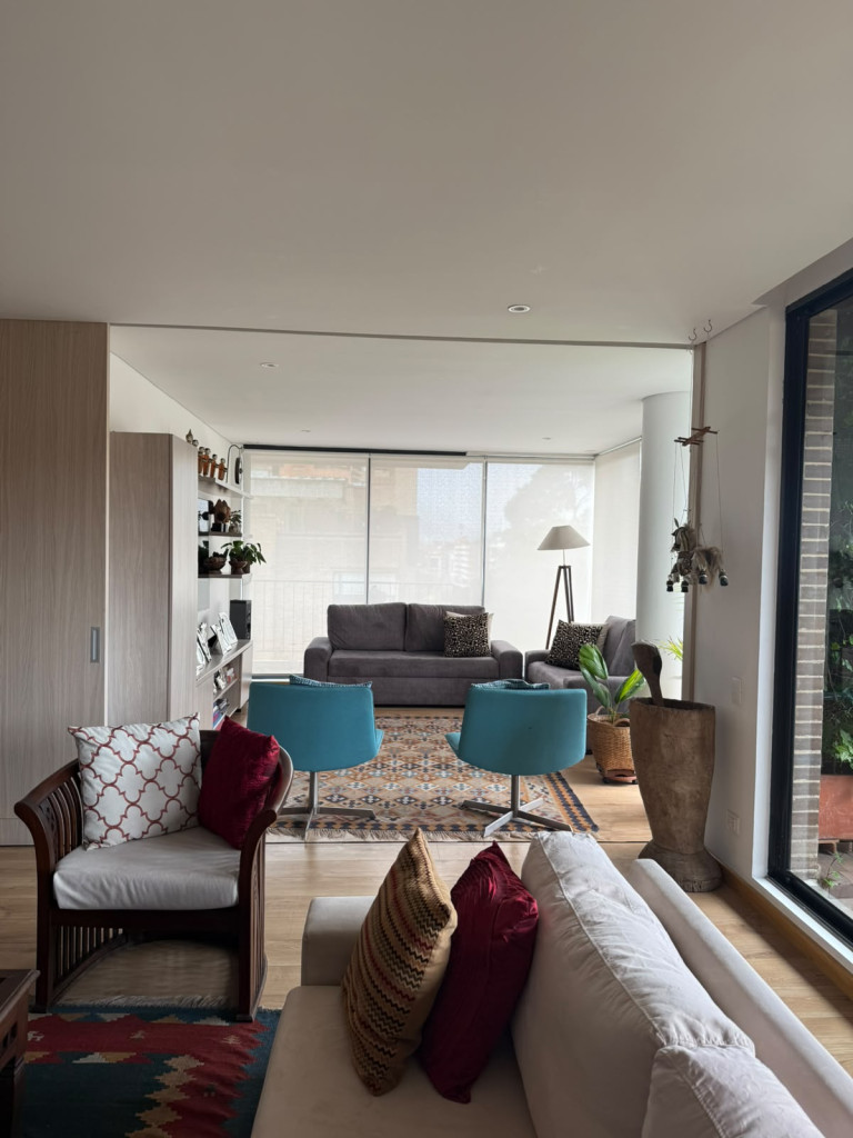 Apartamento en venta en La Carolina, Bogotá · foto 6 de 24