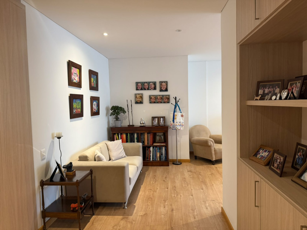 Apartamento en venta en La Carolina, Bogotá · foto 8 de 24