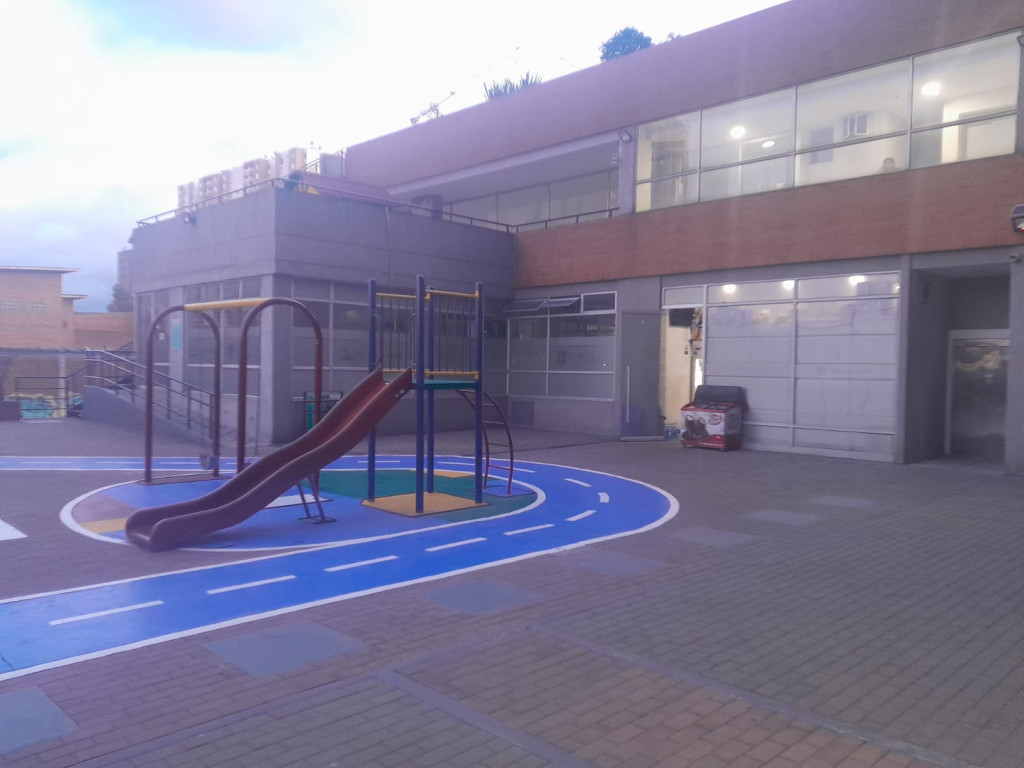Apartamento en venta en Castilla, Bogotá · foto 5 de 24