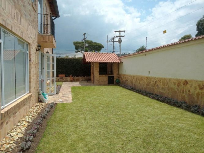 Casa de 4 alcobas en venta en Centro Historico, Chía, 414 m² · foto 10 de 24