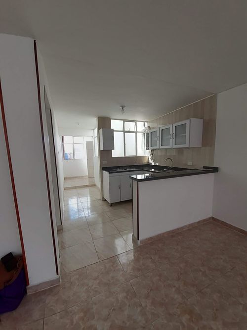Apartamento de 4 alcobas en venta en Gran America, Bogotá, 121 m² · foto 14 de 18