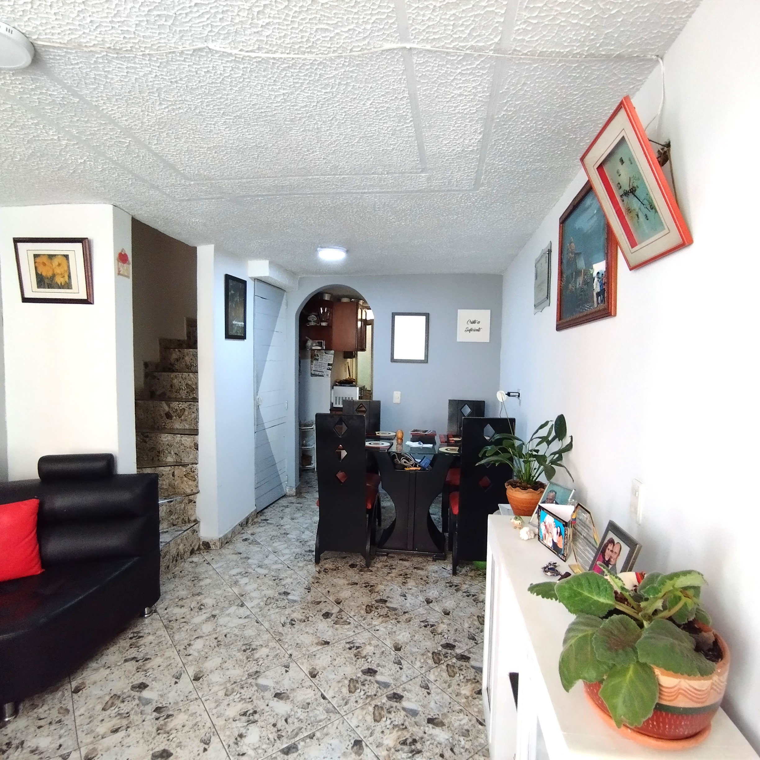 Casa en venta en Fontibon, Bogotá · foto 2 de 12