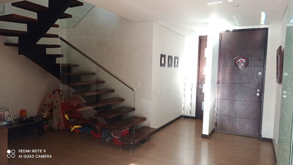 Apartamento en venta en Santa Paula, Bogotá · foto 2 de 15