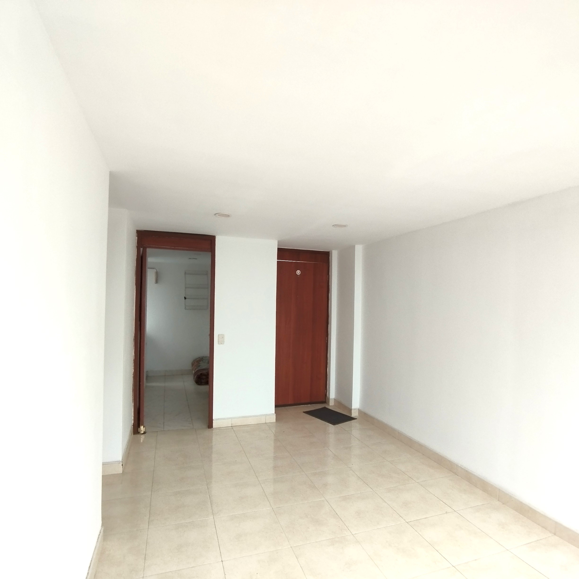 Apartamento en venta en Fontibon, Bogotá · foto 2 de 15