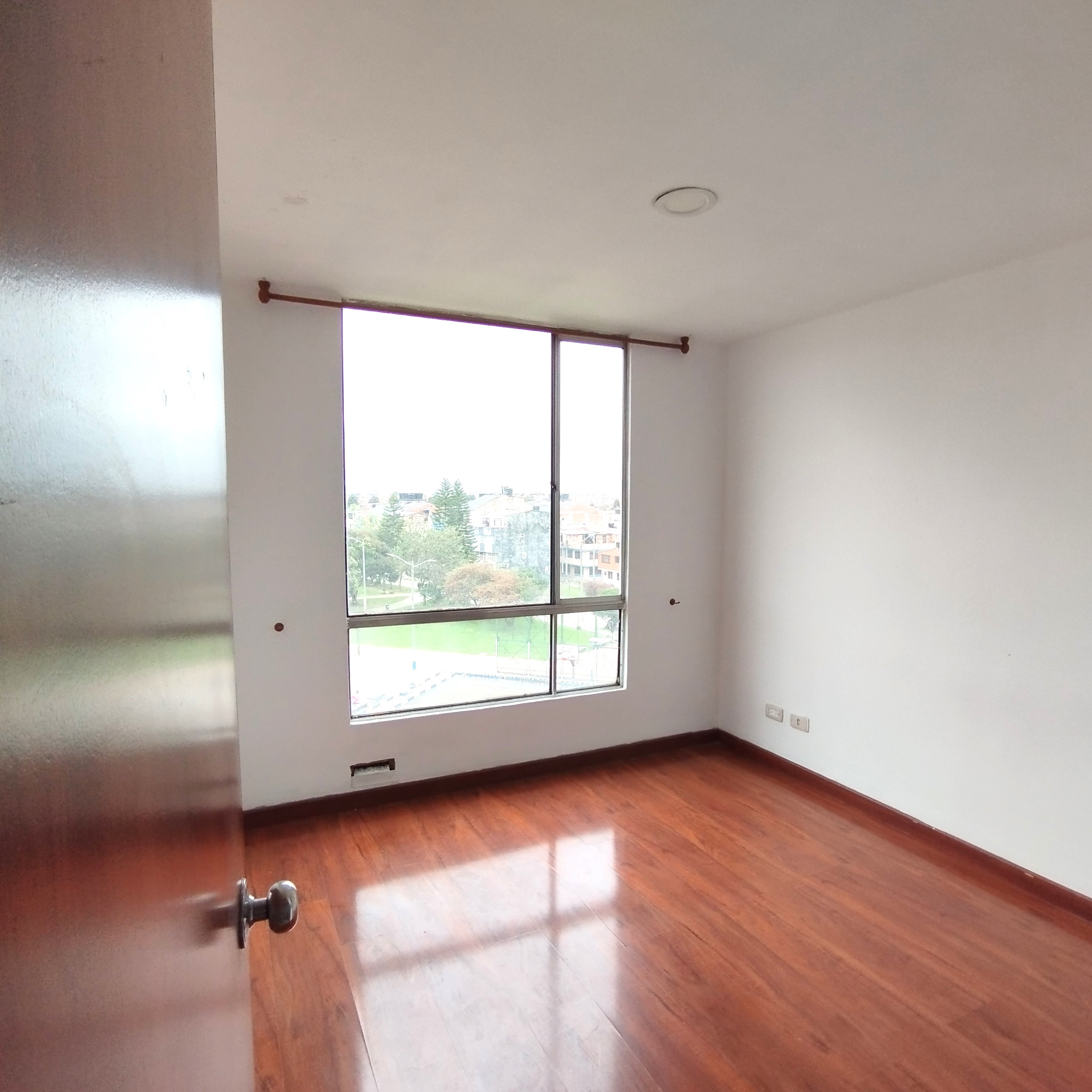 Apartamento en venta en Fontibon, Bogotá · foto 8 de 15