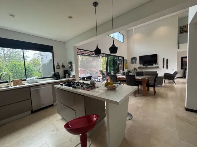 Casa de 3 alcobas en venta en Guayabito, Rionegro, 1677 m² · foto 8 de 24