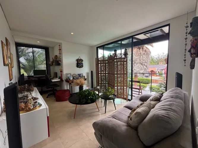 Casa de 3 alcobas en venta en Guayabito, Rionegro, 1677 m² · foto 12 de 24