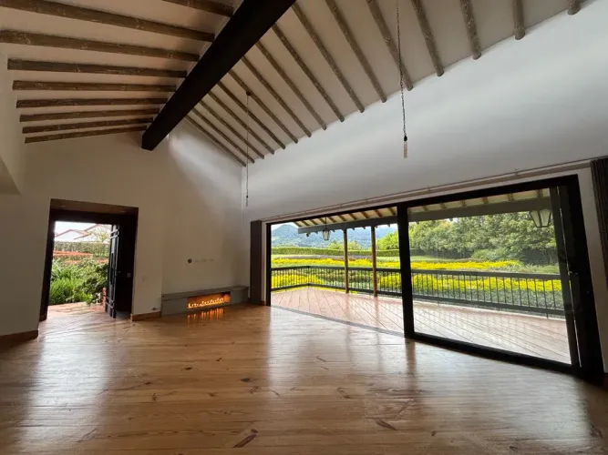 Casa de 3 alcobas en venta en Guayabito, Rionegro · foto 8 de 19