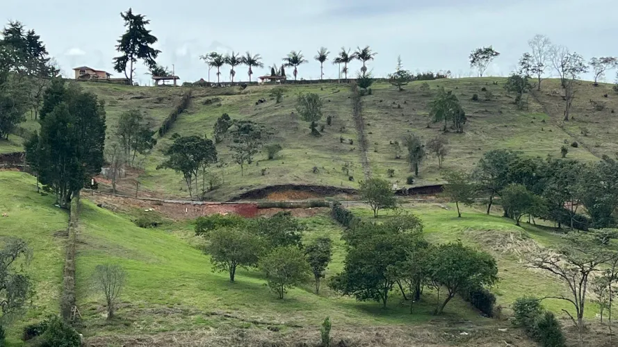 Lote en venta en El Salado, El Carmen de Viboral, 2100 m² · foto 11 de 24