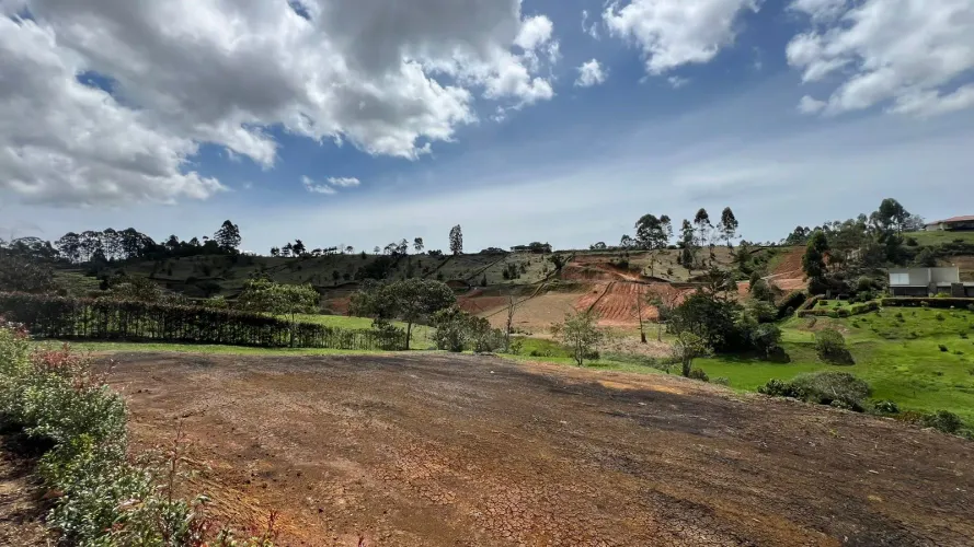 Lote en venta en El Salado, El Carmen de Viboral, 2100 m² · foto 12 de 24