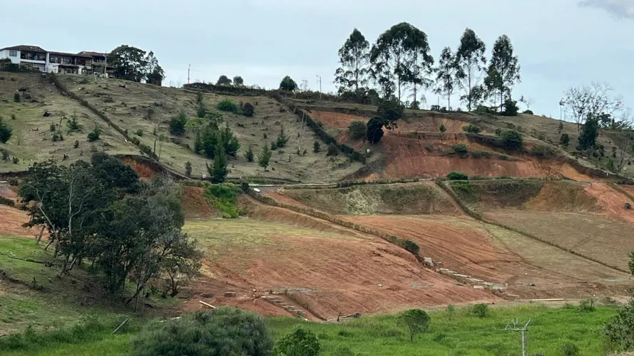 Lote en venta en El Salado, El Carmen de Viboral, 2100 m² · foto 18 de 24