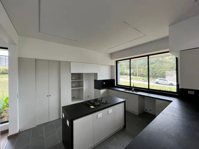Casa de 3 alcobas en venta en Los Salados, El Retiro, 1876 m² · foto 12 de 24