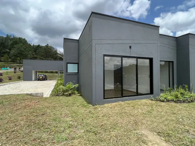 Casa de 3 alcobas en venta en Los Salados, El Retiro, 1876 m² · foto 14 de 24