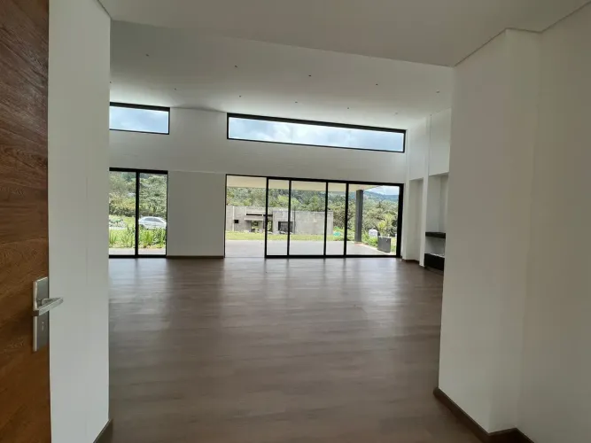 Casa de 3 alcobas en venta en Los Salados, El Retiro, 1876 m² · foto 16 de 24