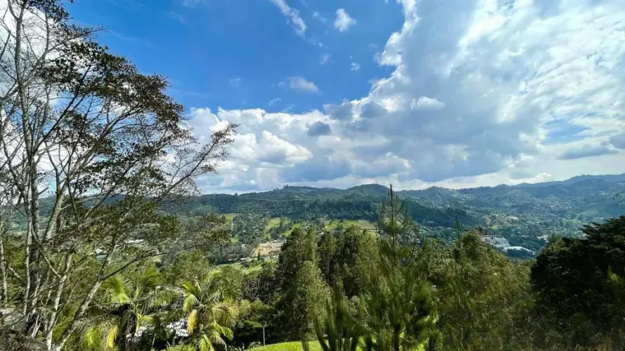 Lote en venta en El Porvenir, Rionegro, 14468 m² · foto 5 de 8