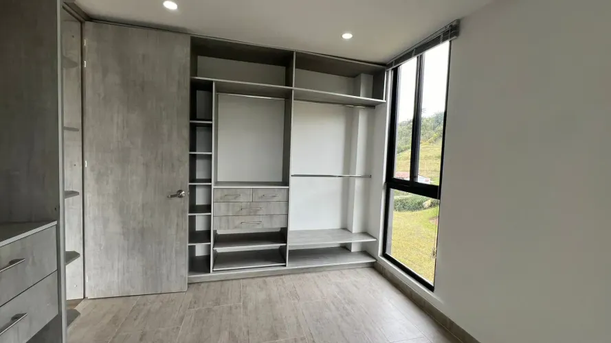 Casa de 3 alcobas en venta en Pontezuela, Rionegro · foto 24 de 24