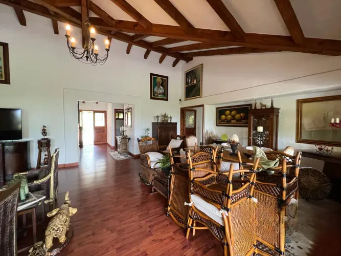 Casa de 3 alcobas en venta en Guayabito, Rionegro · foto 4 de 24