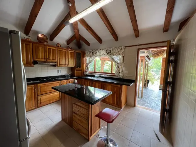 Casa de 3 alcobas en venta en Guayabito, Rionegro · foto 5 de 24