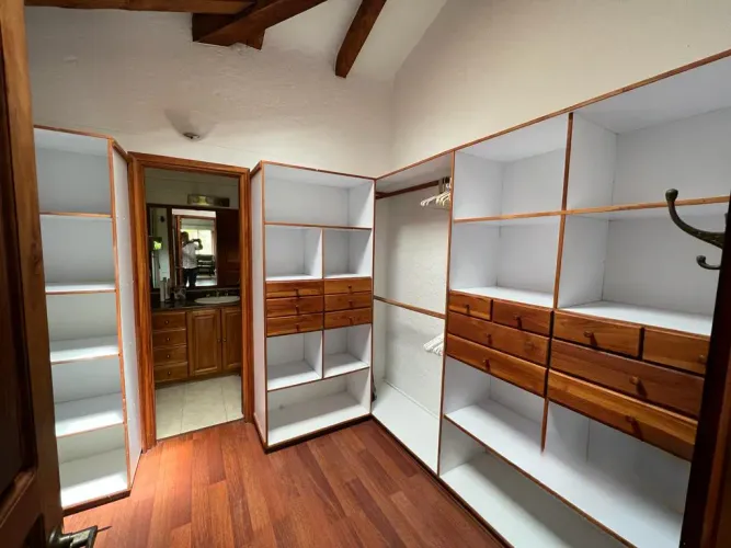 Casa de 3 alcobas en venta en Guayabito, Rionegro · foto 12 de 24