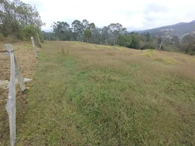 Lote en venta en Cabeceras De Llanogrande, Rionegro, 46377 m² · foto 19 de 24
