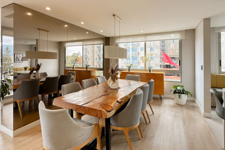 Apartamento de 3 alcobas en venta en Ilarco, Bogotá, 153 m² · foto 2 de 24