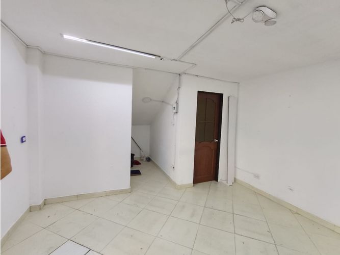 Local en arriendo en Gerona, Medellín, 20 m² · foto 3 de 5