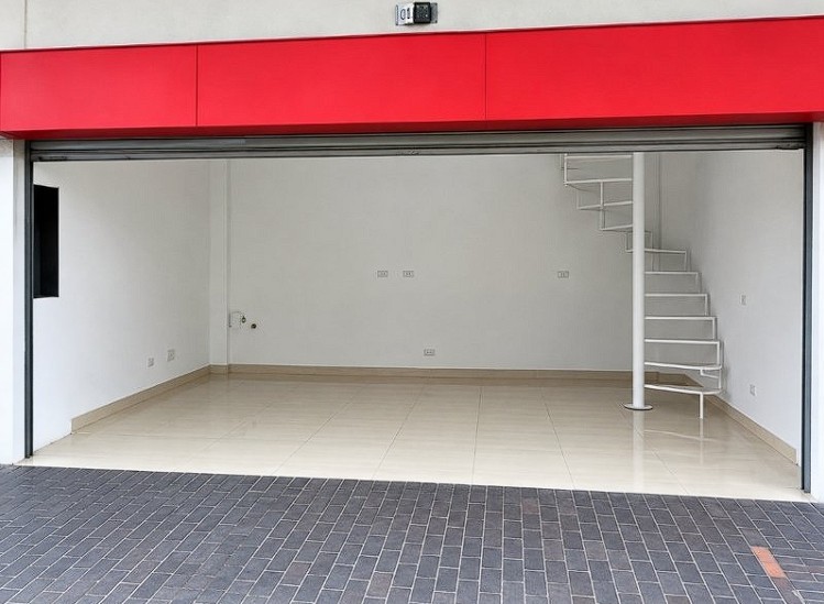 Retail space for rent in Los alpes, Medellín