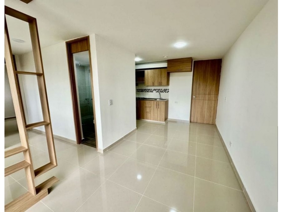Apartamento en venta en Caqueta, La Estrella · foto 2 de 24
