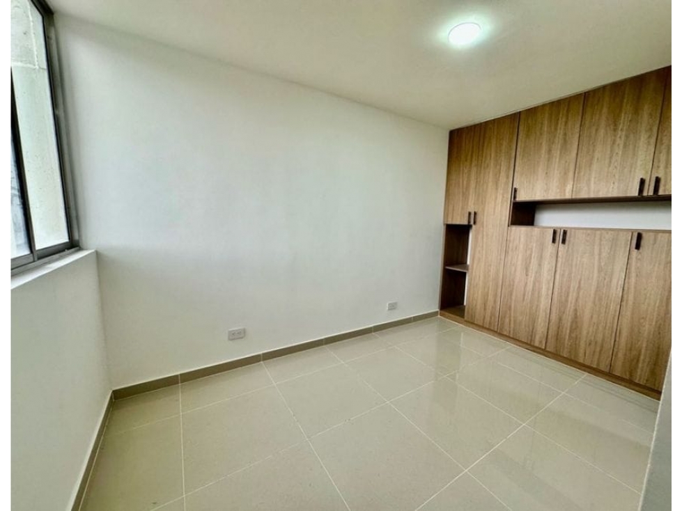 Apartamento en venta en Caqueta, La Estrella · foto 7 de 24