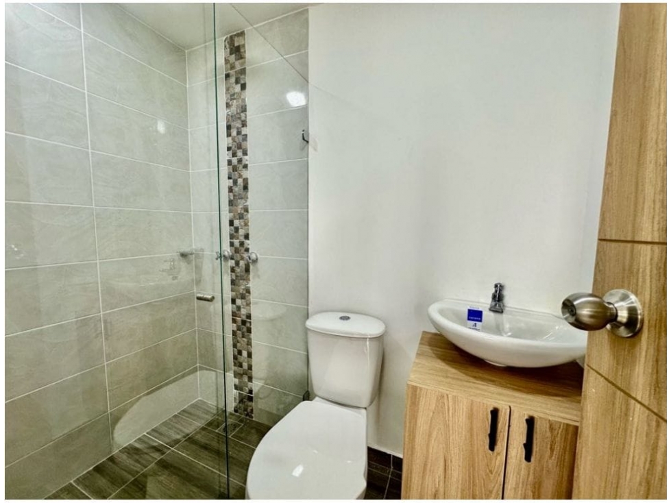 Apartamento en venta en Caqueta, La Estrella · foto 22 de 24