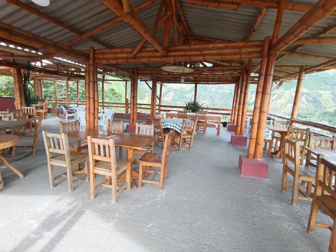 Finca en venta en Versalles, Manizales, 378 m² · foto 6 de 23